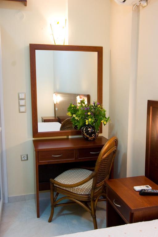 Hotel Viana Loutra Edipsou  Dış mekan fotoğraf